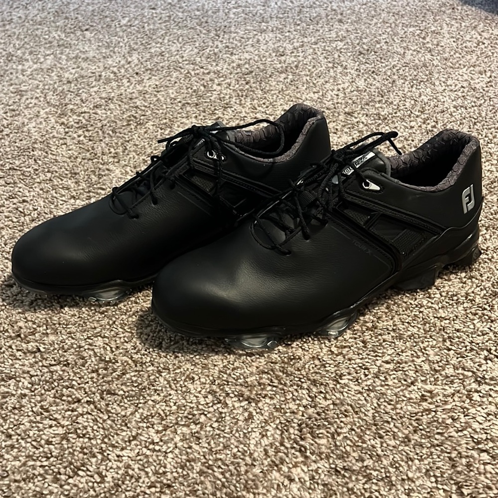 Footjoy Golf shoes - NWOT